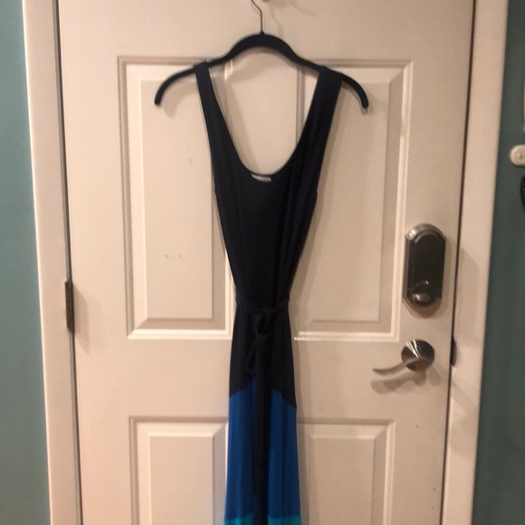 Stunning CALVIN KLEIN ASYMMETRICAL SUMMER DRESS - Picture 6 of 7